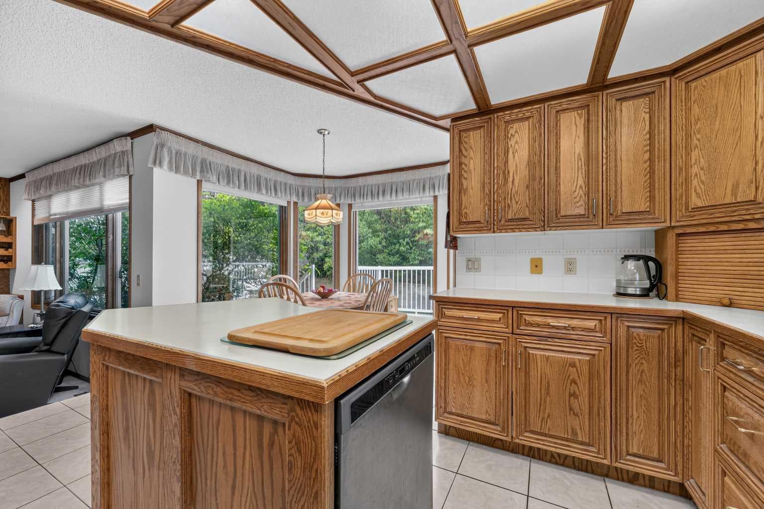232 Hawkview Manor Circle NW