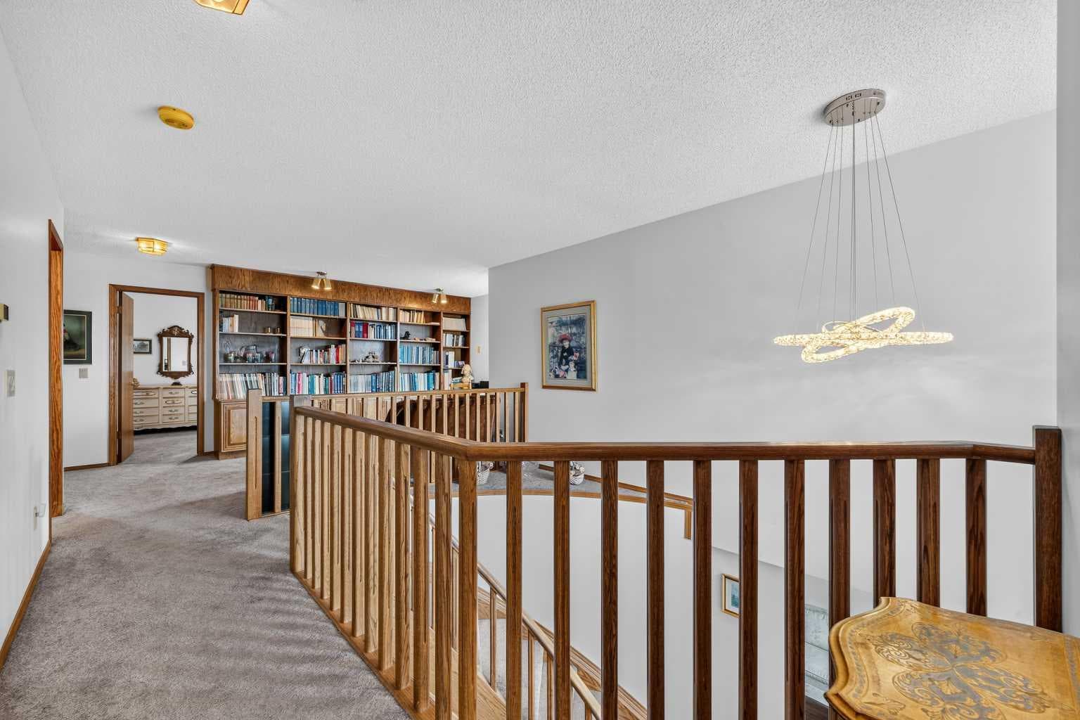 232 Hawkview Manor Circle NW