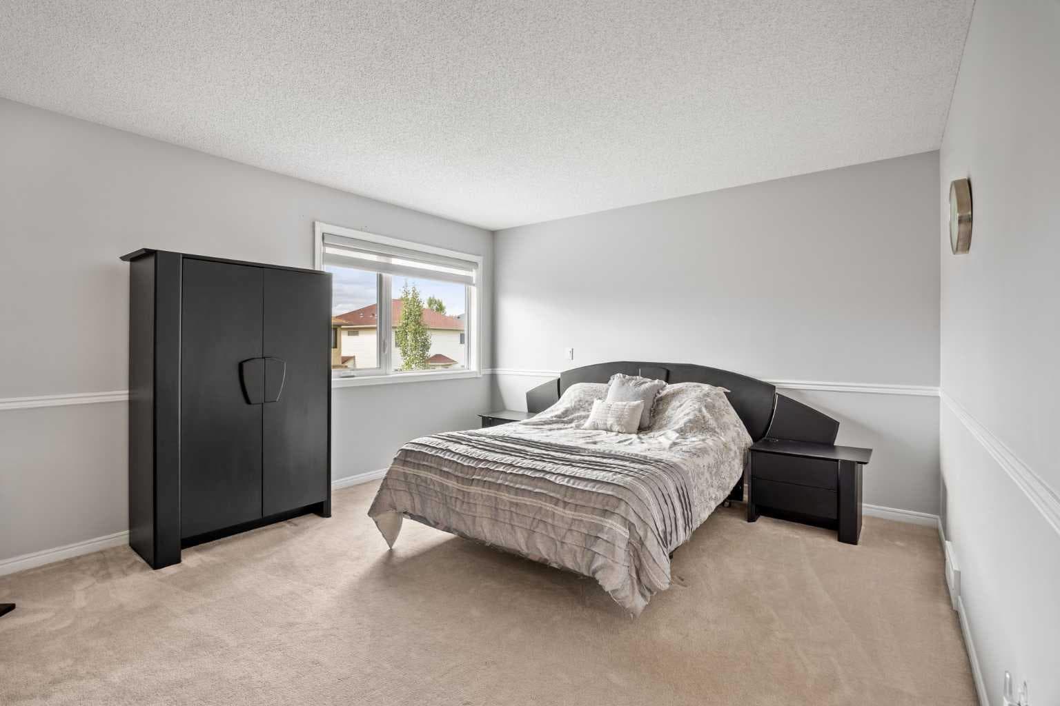 212 Coral Keys Green NE