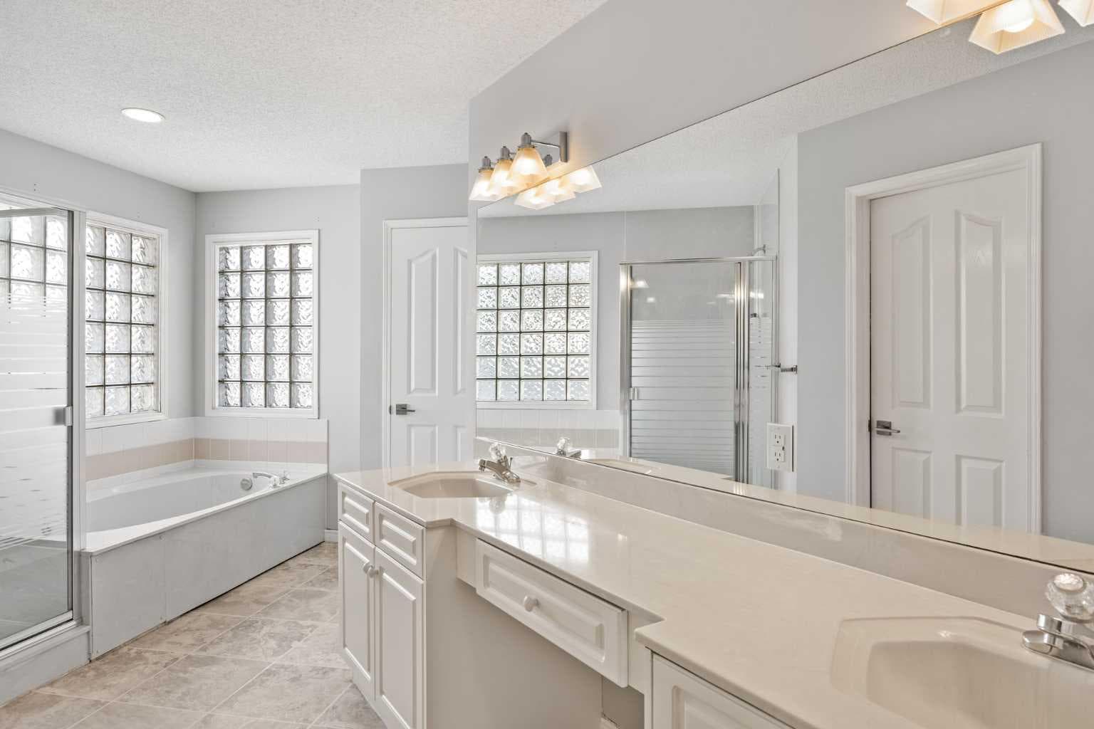 212 Coral Keys Green NE