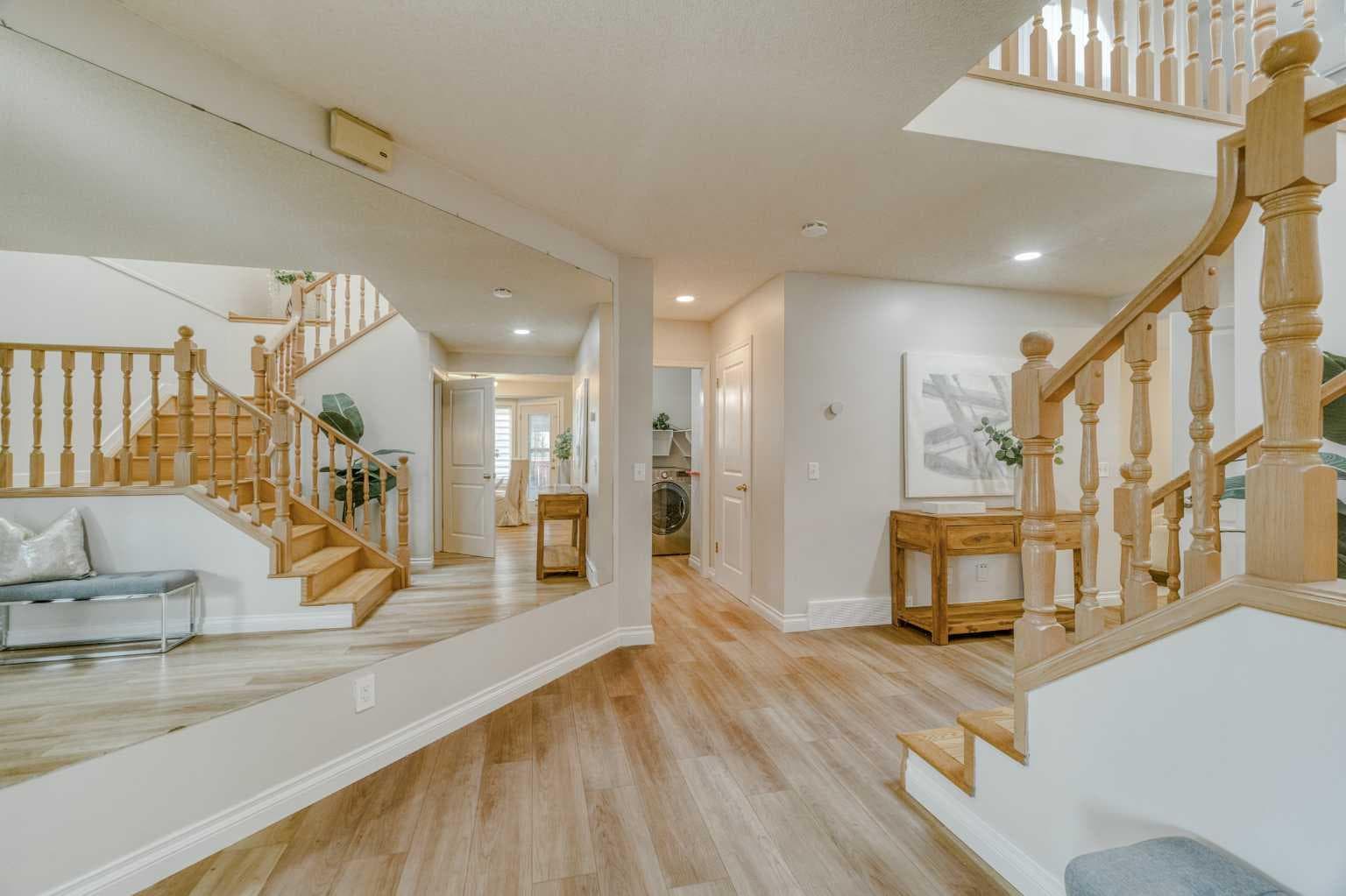 8286 Edgebrook Drive NW