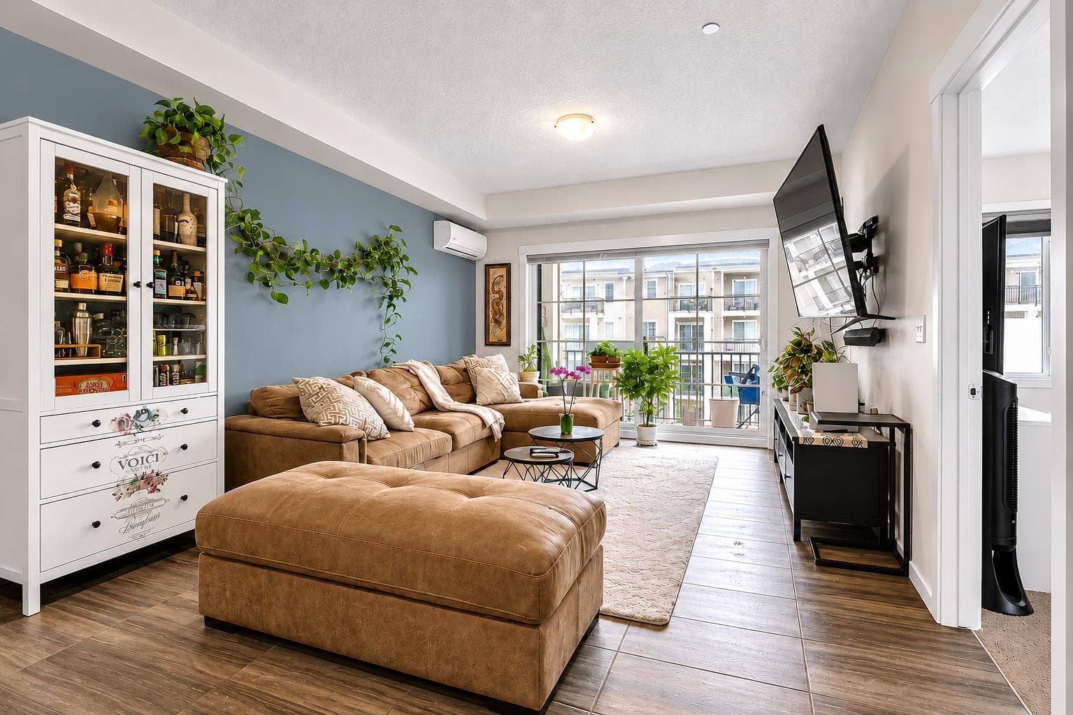 3305, 215 Legacy Boulevard SE