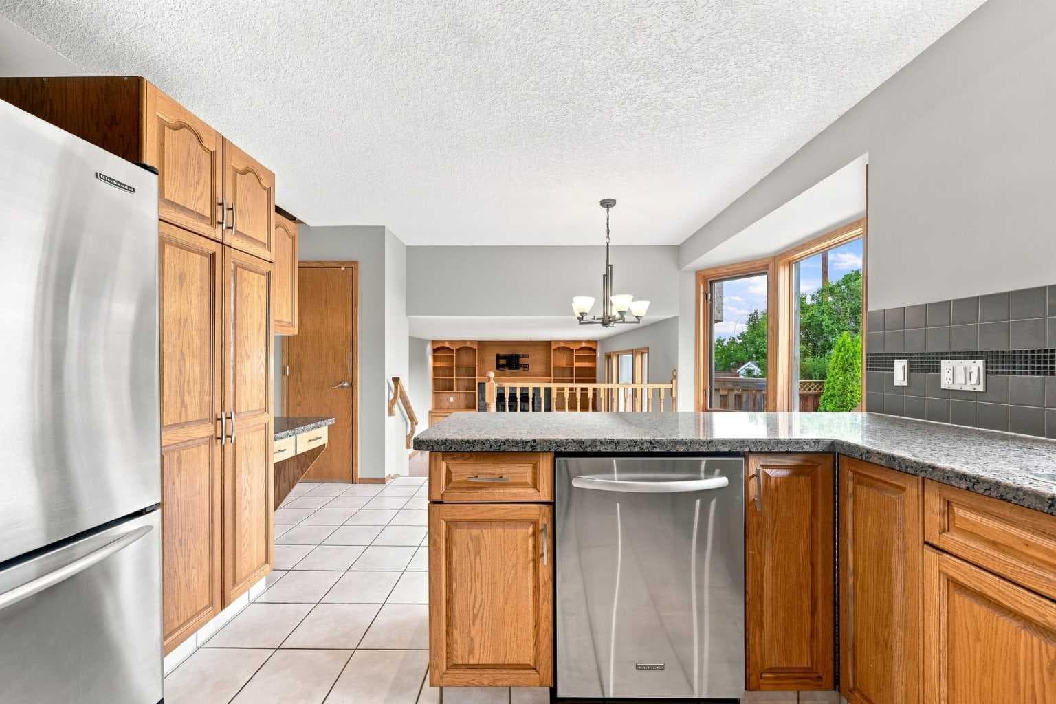 361 Santana Bay NW