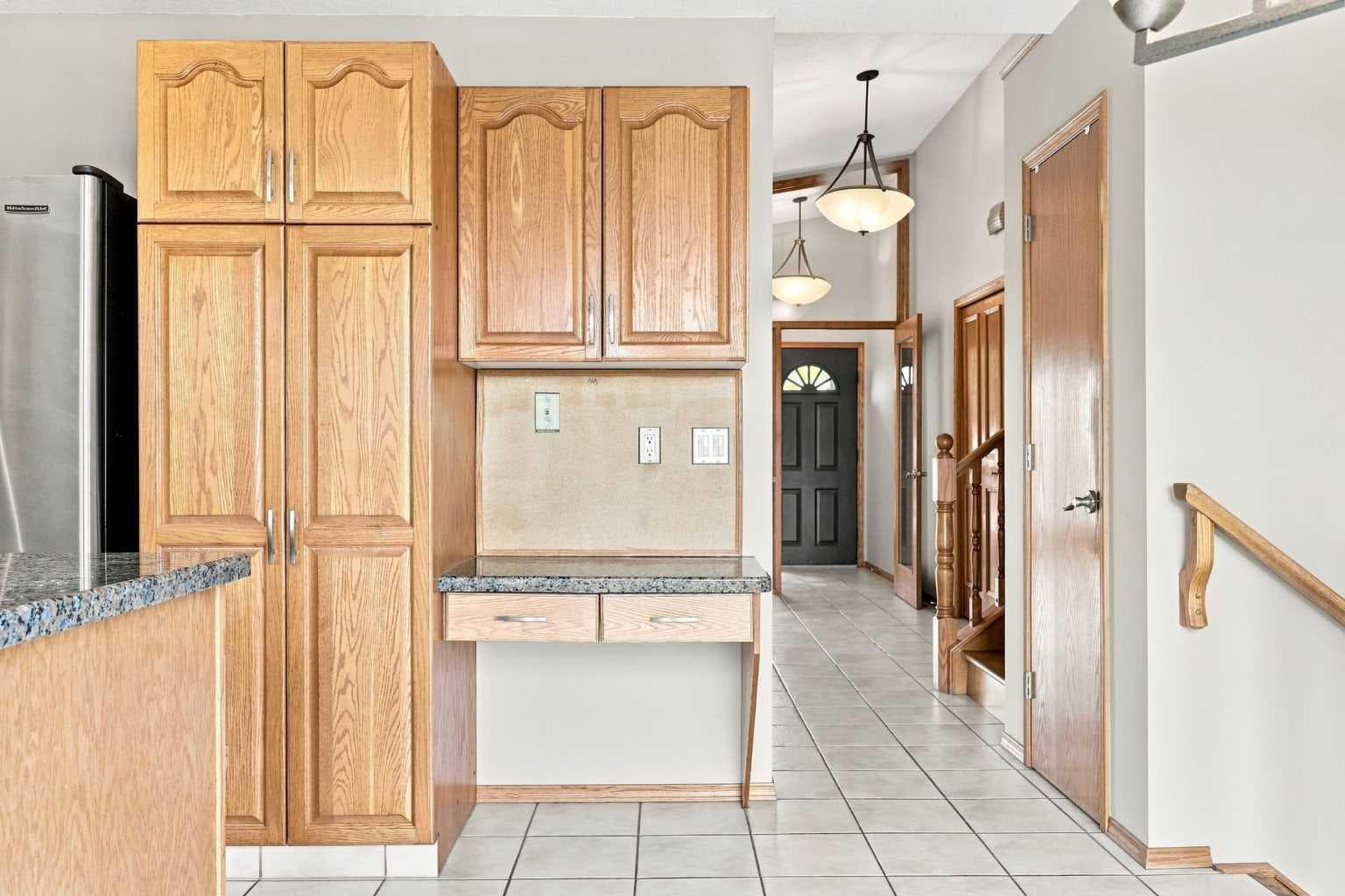 361 Santana Bay NW