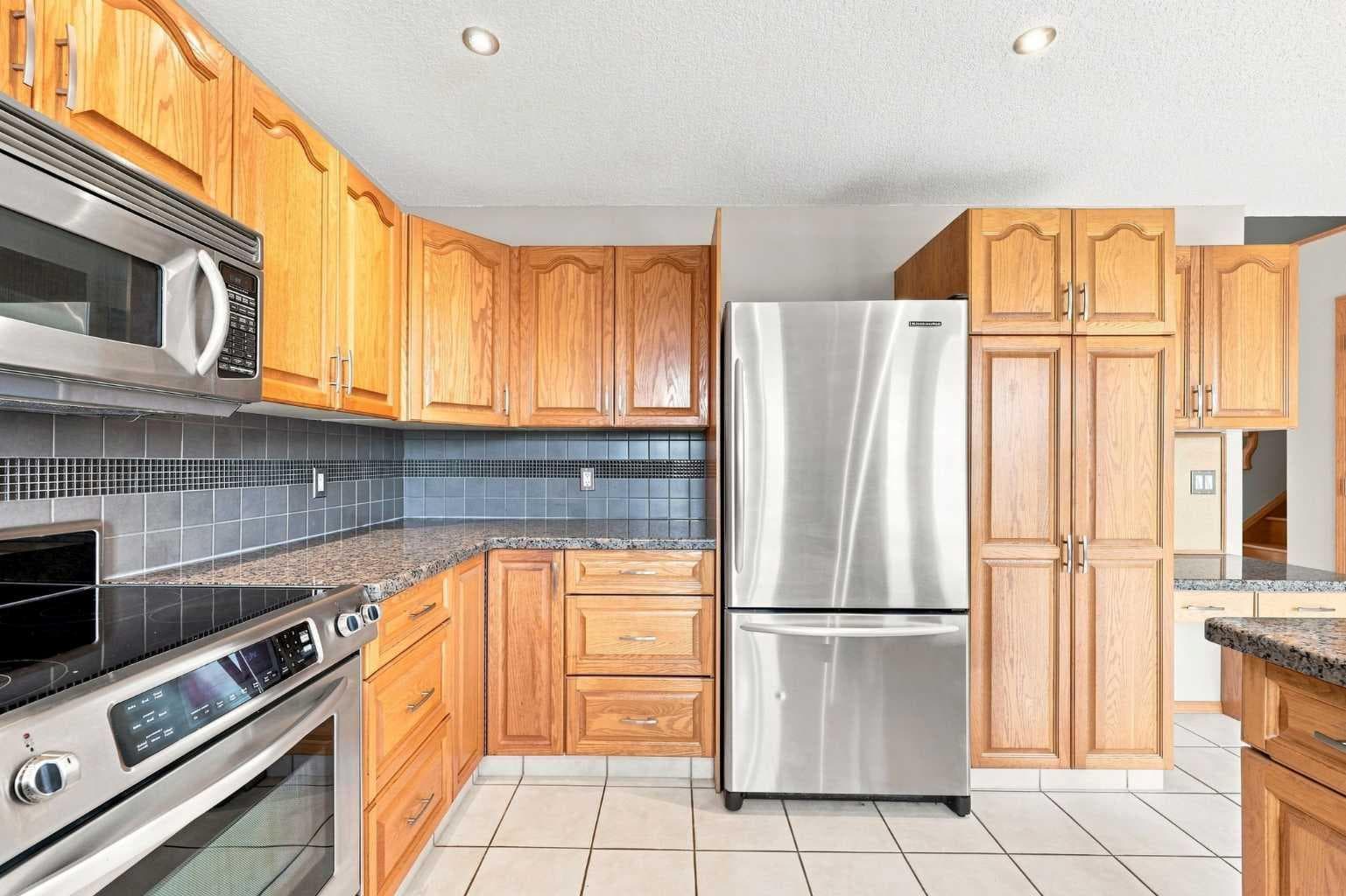 361 Santana Bay NW