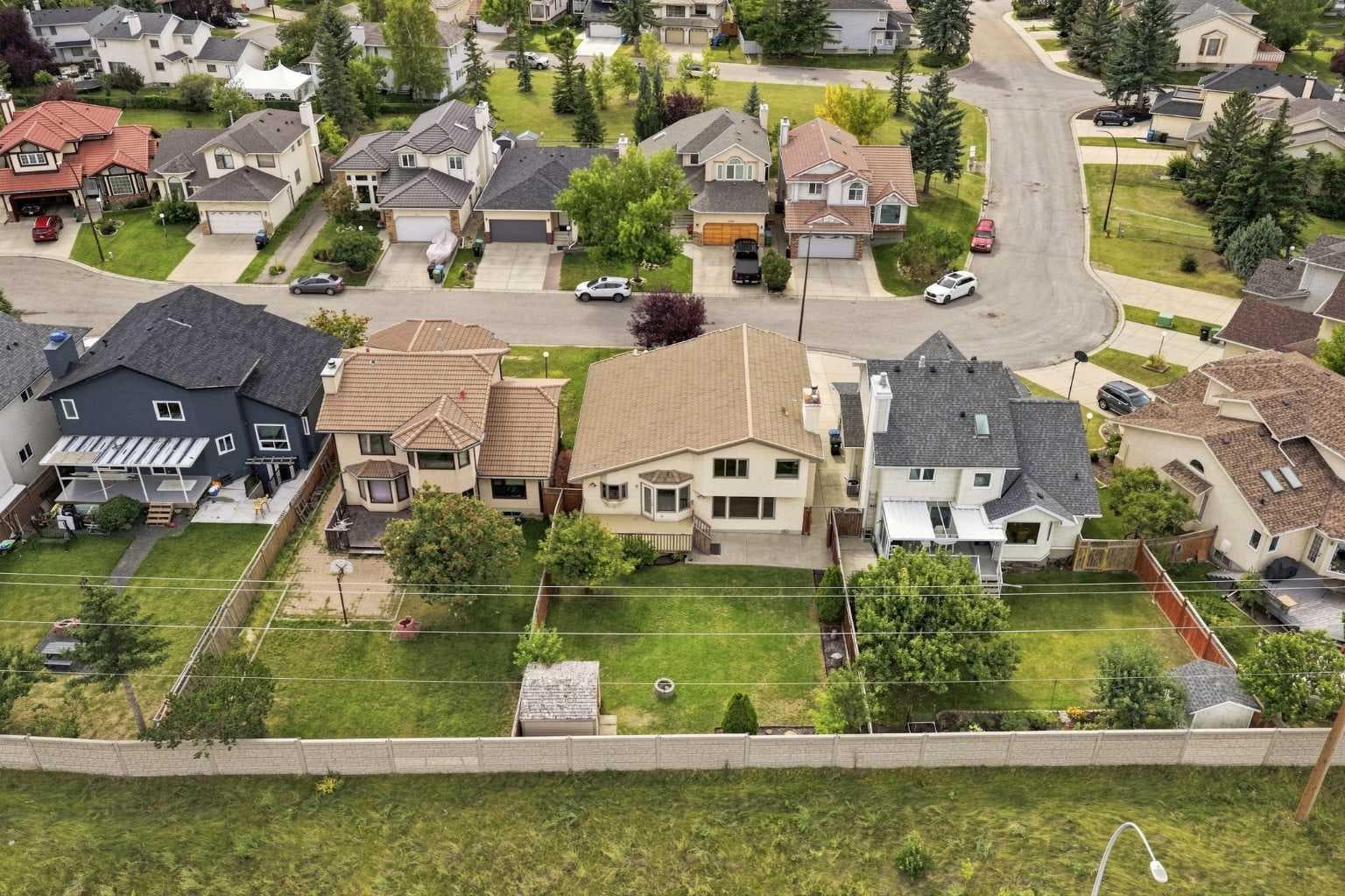 361 Santana Bay NW