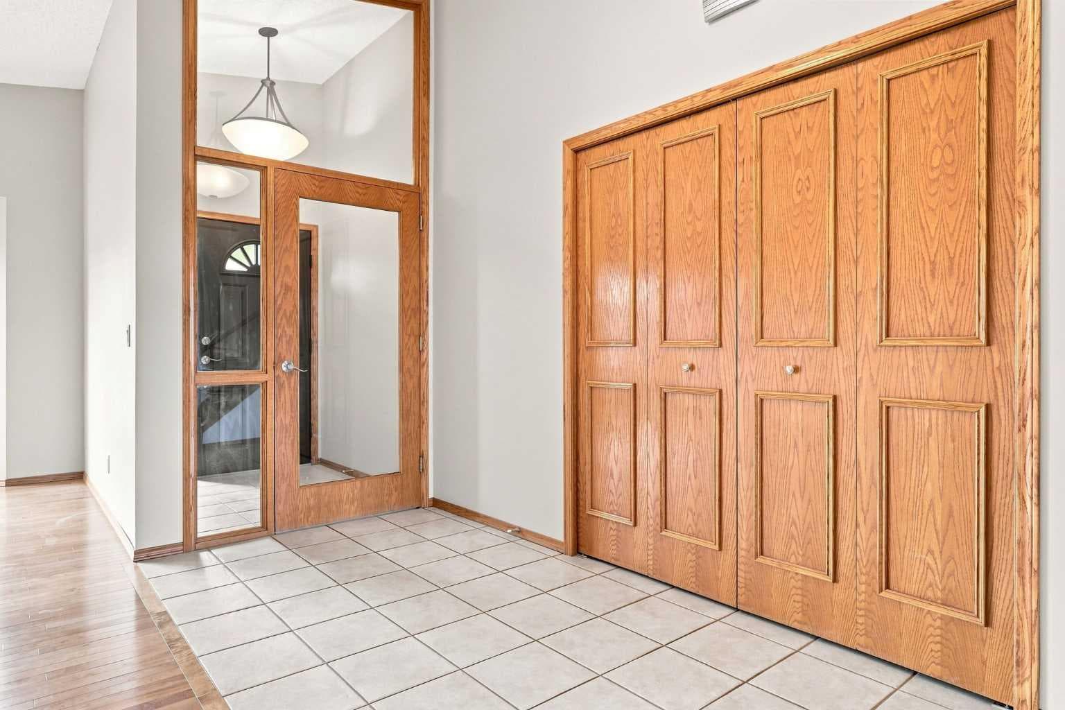 361 Santana Bay NW