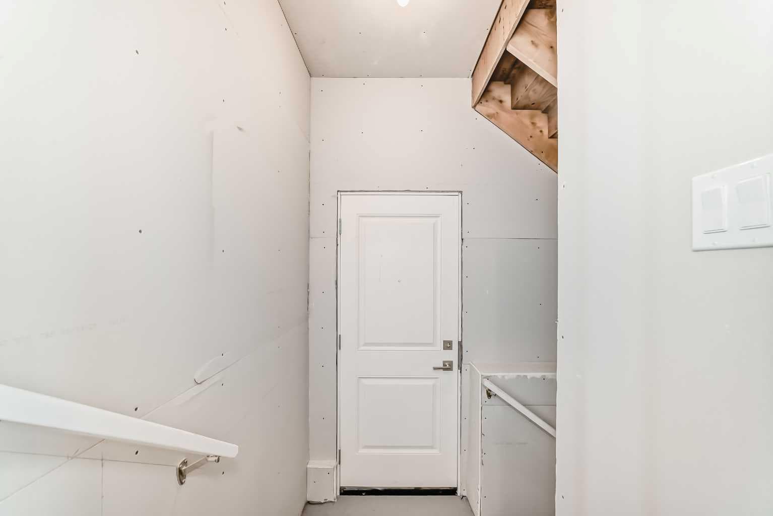 354 Ellen Park 