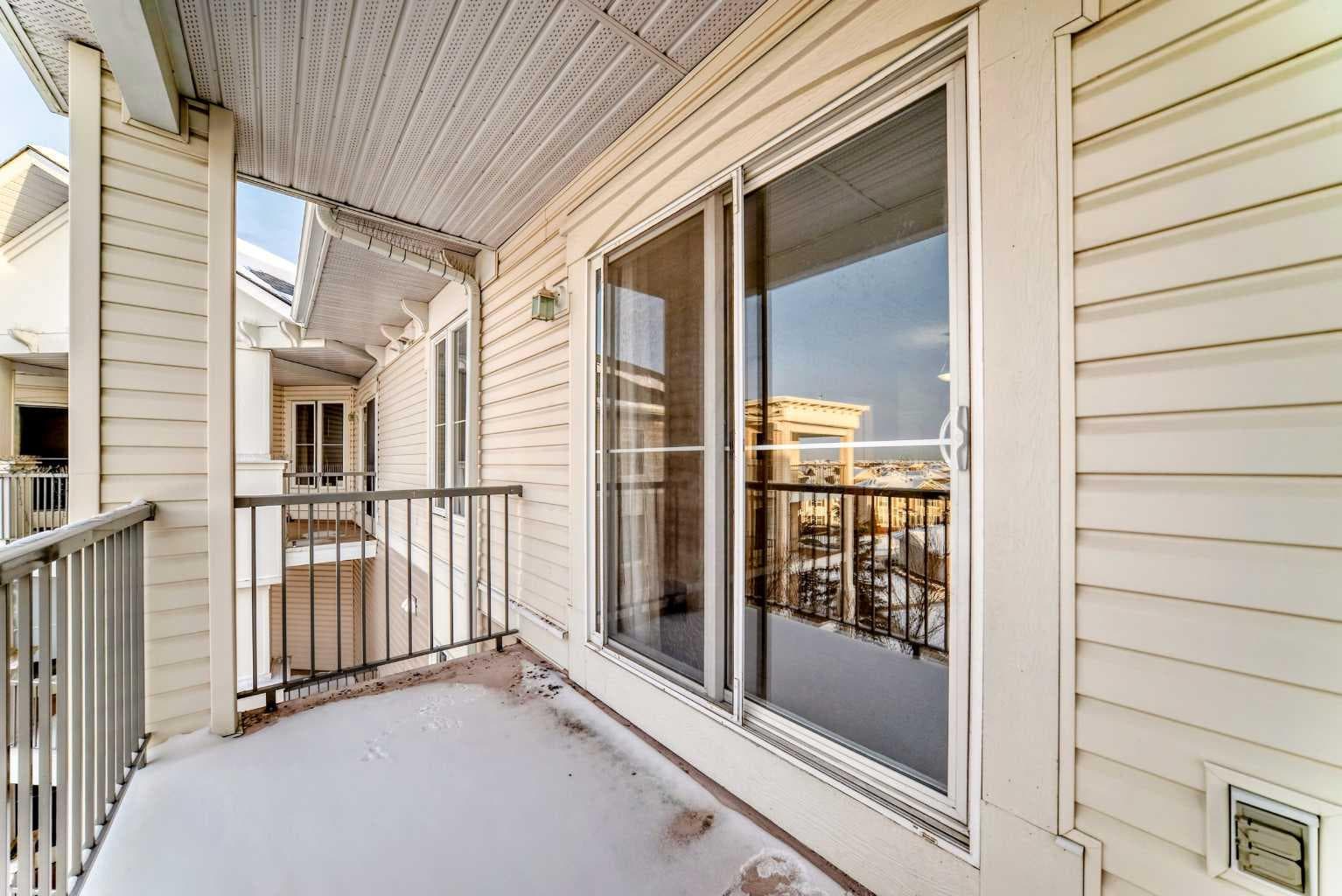 2413, 333 Taravista Drive NE