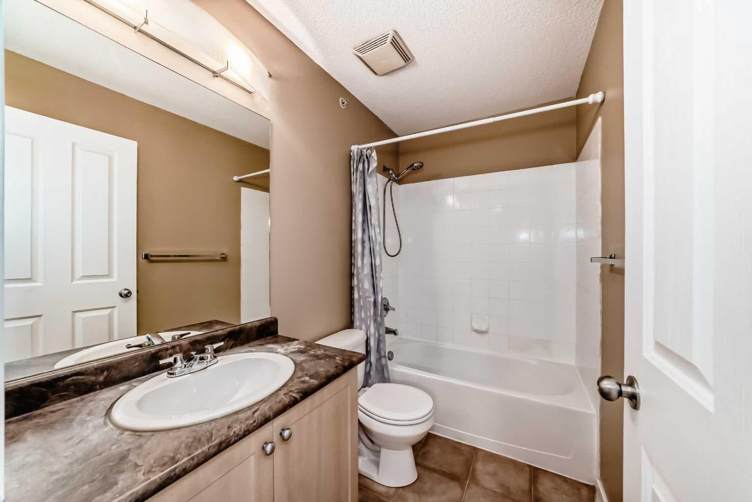 2413, 333 Taravista Drive NE