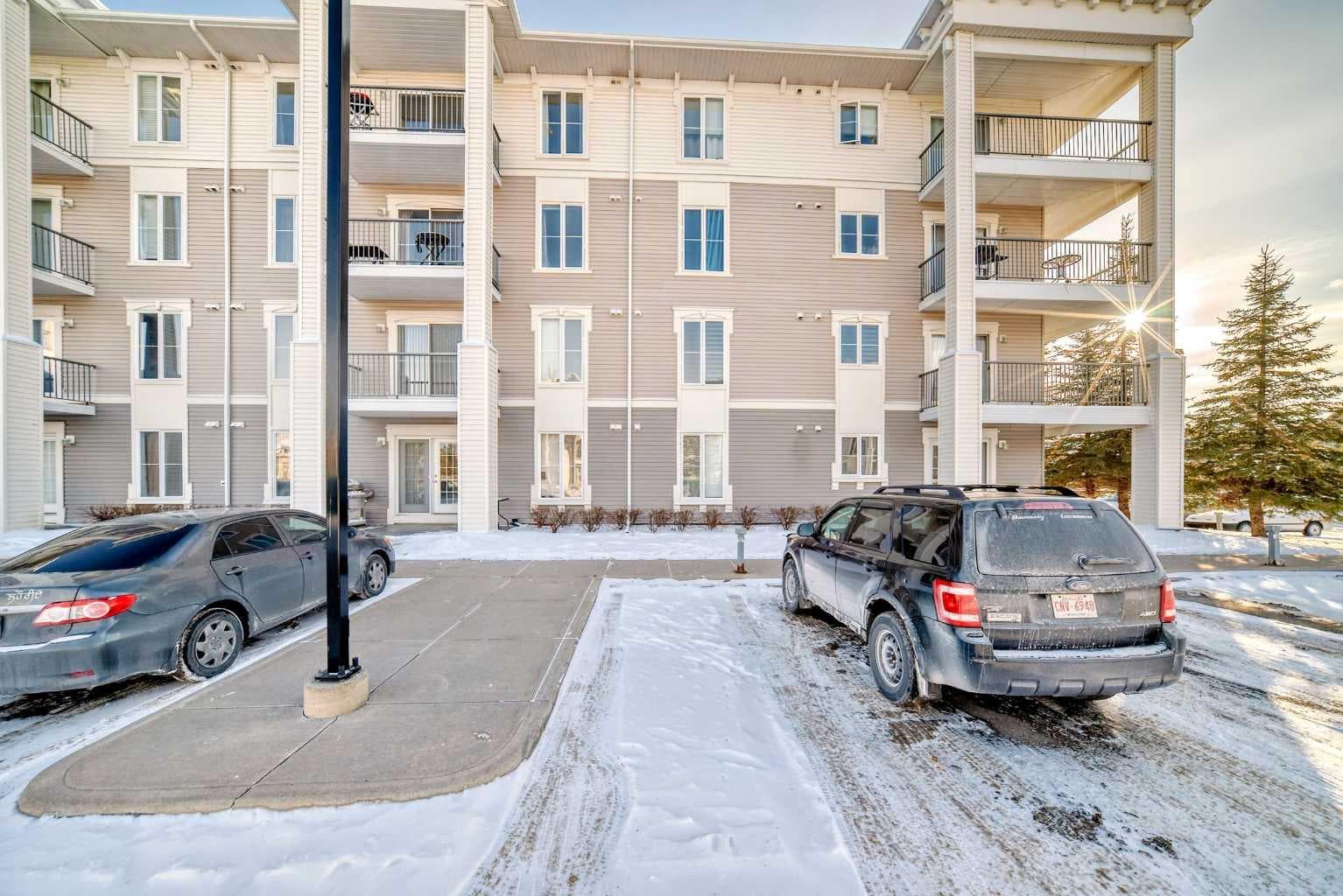 2413, 333 Taravista Drive NE