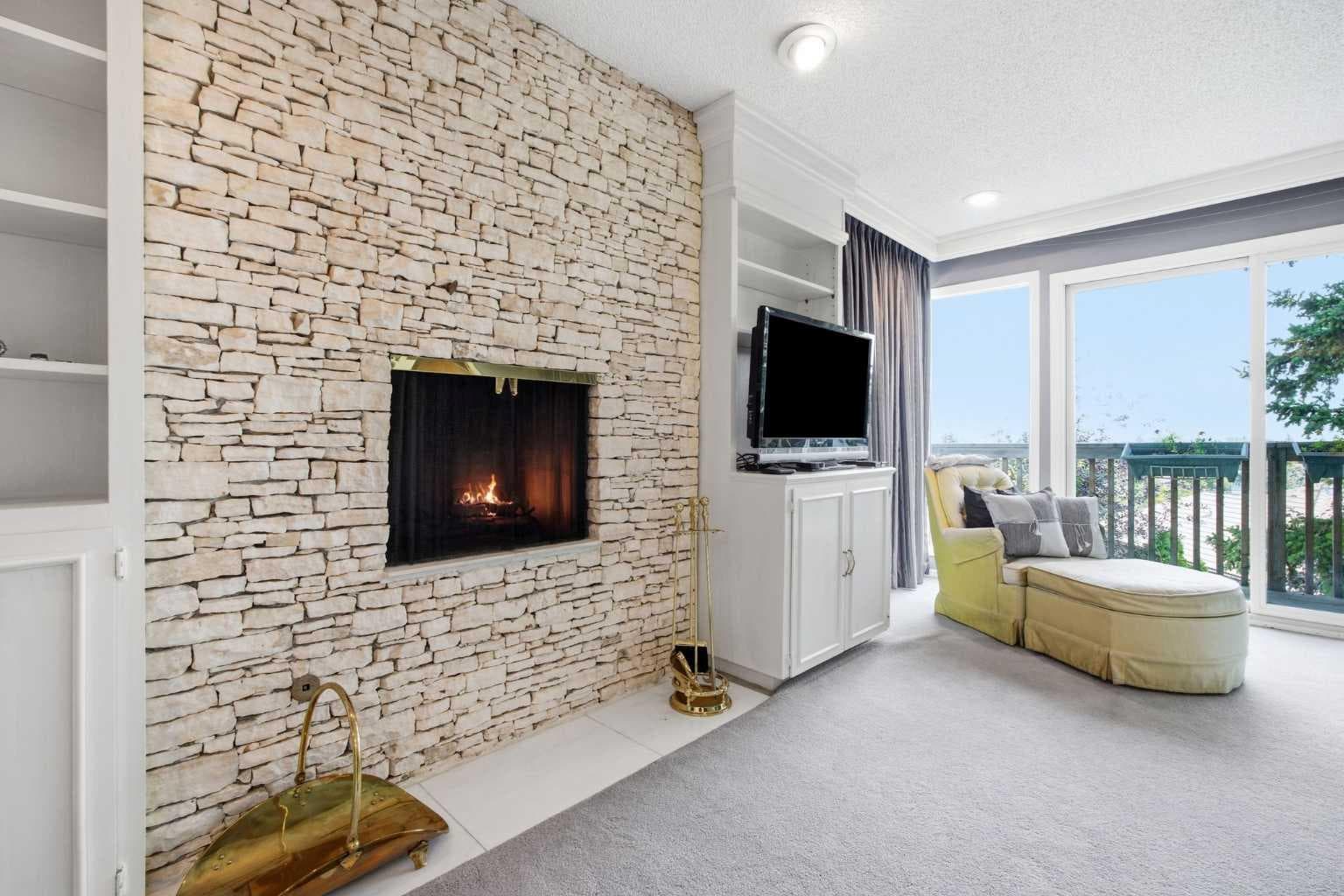 336 Pump Hill Crescent SW