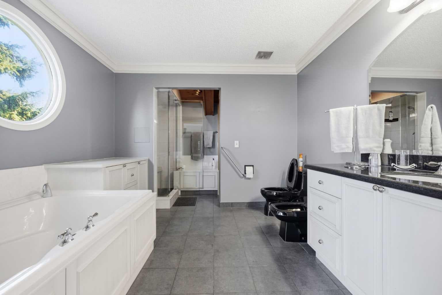 336 Pump Hill Crescent SW