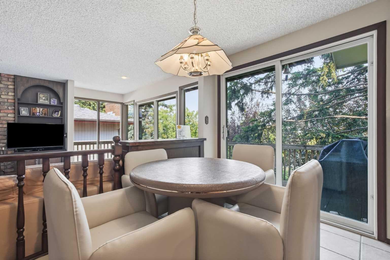 336 Pump Hill Crescent SW