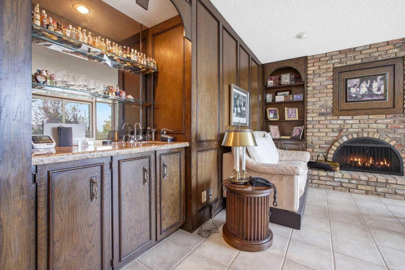336 Pump Hill Crescent SW