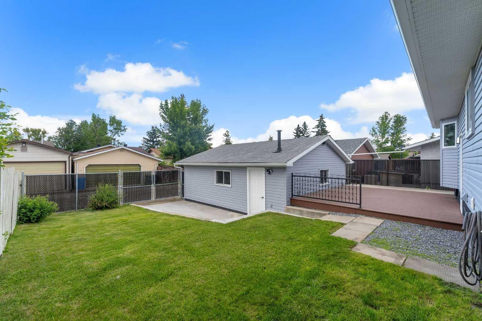 119 Templewood Road NE