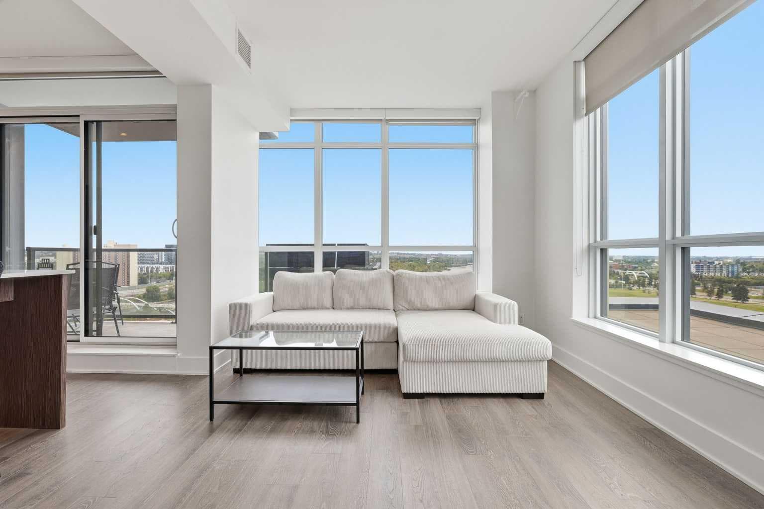 1301, 550 Riverfront Avenue SE