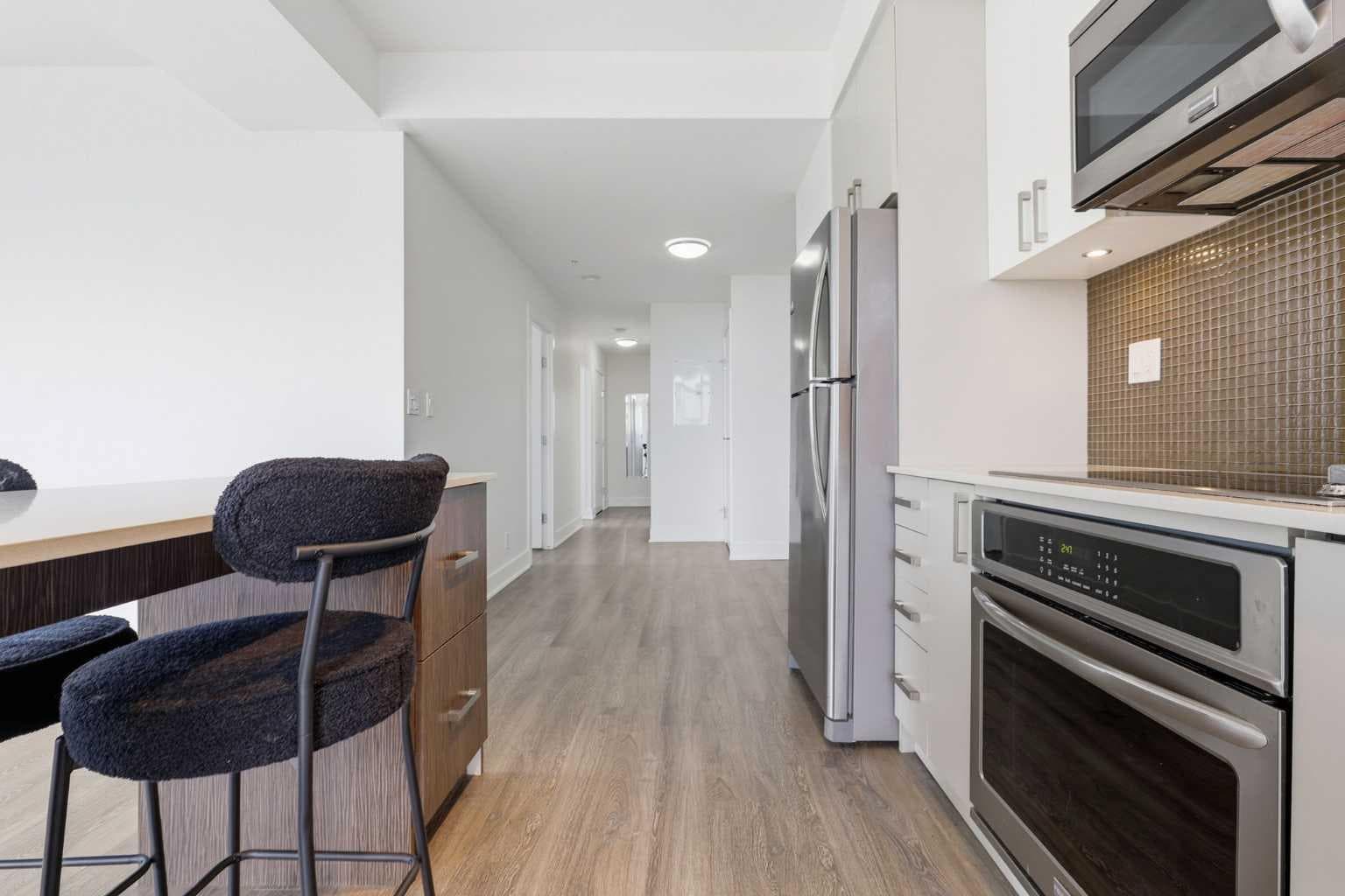 1301, 550 Riverfront Avenue SE