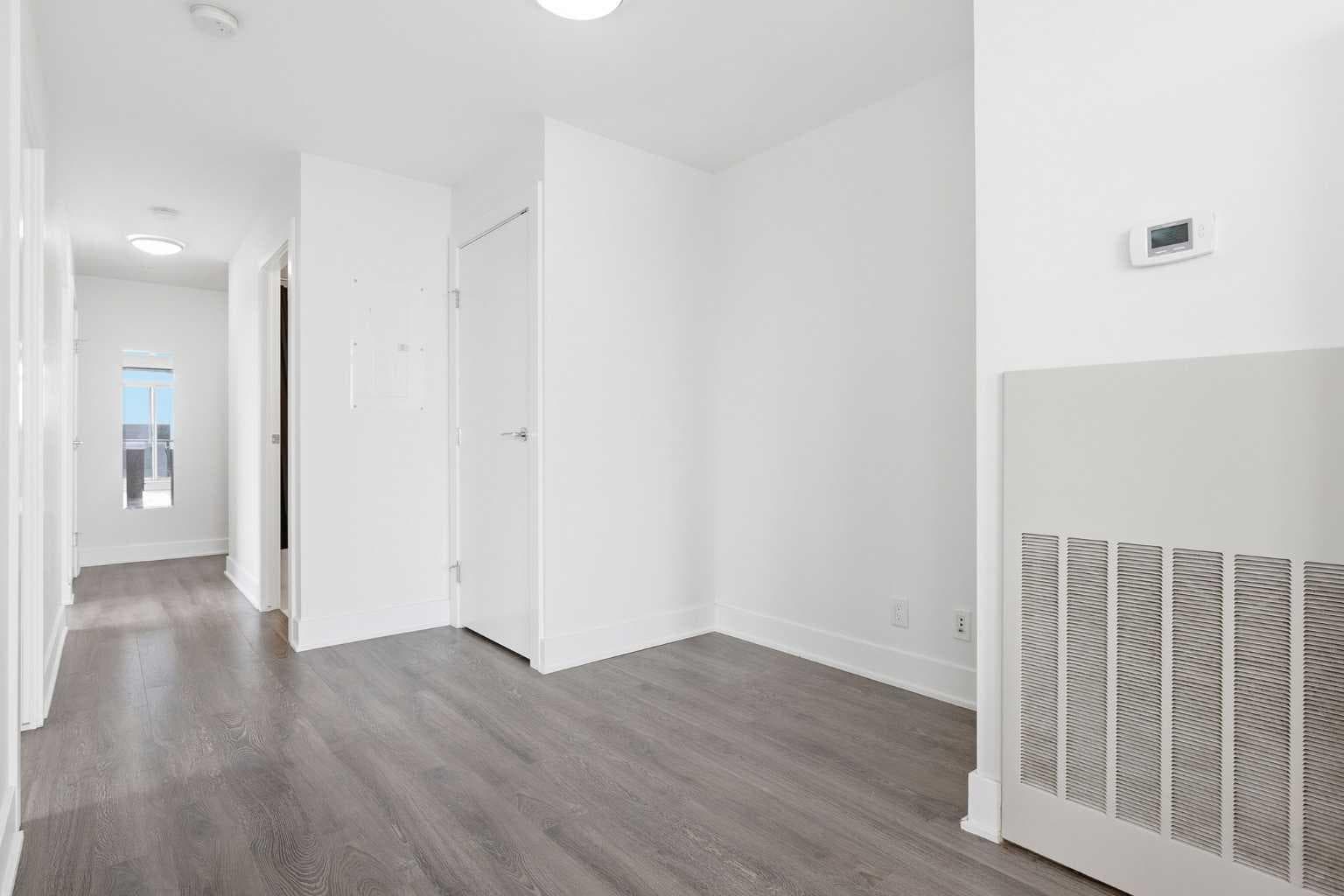 1301, 550 Riverfront Avenue SE