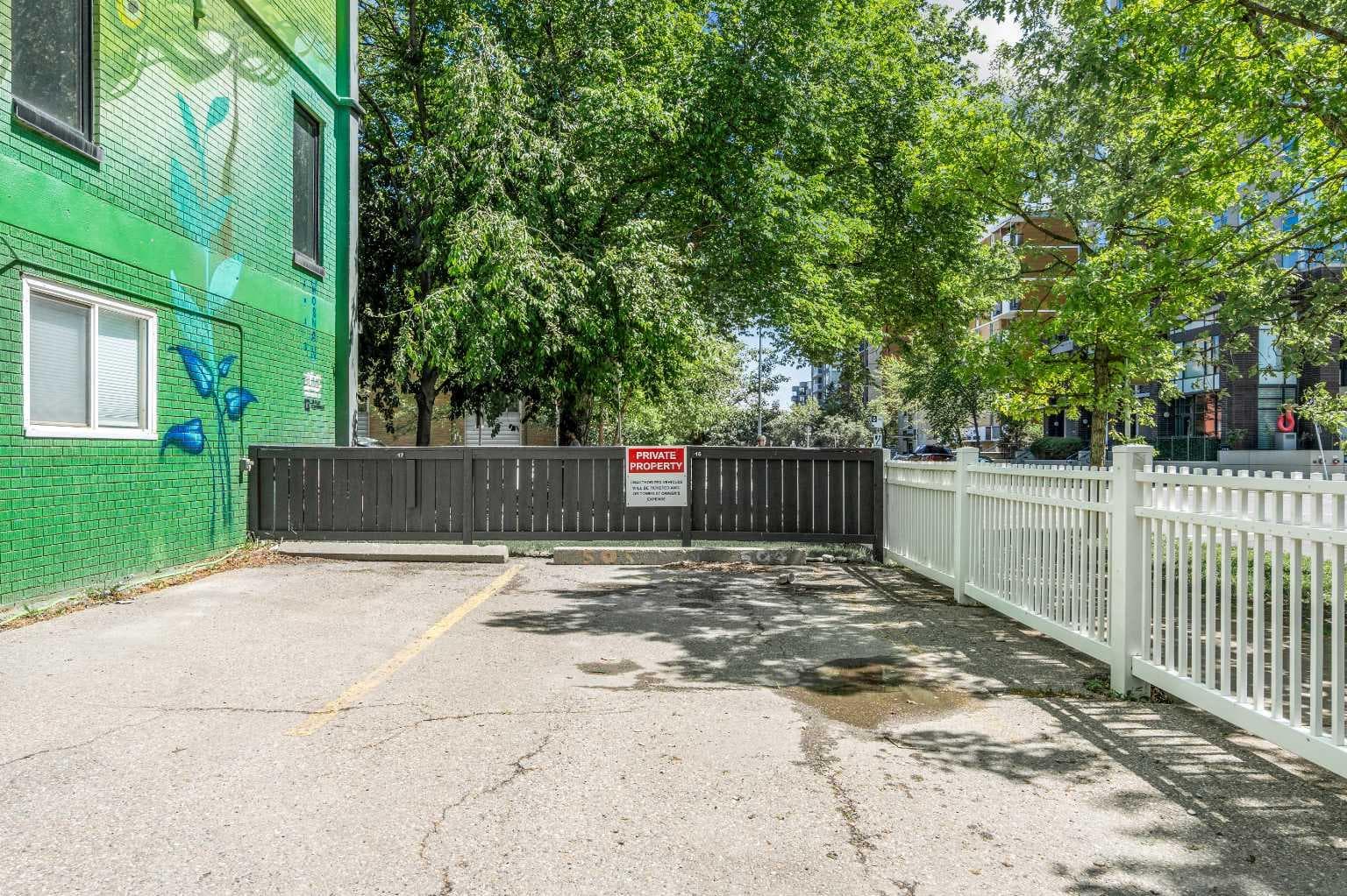 803, 1411 7 Street SW