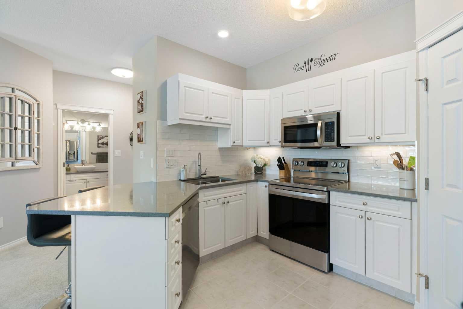 1301, 7451 Springbank Boulevard SW