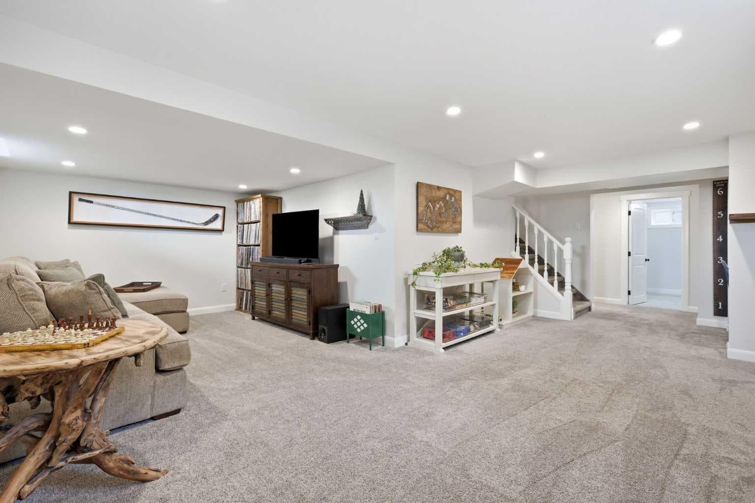 23 Winslow Crescent SW