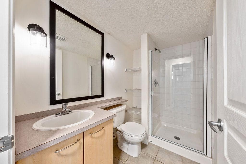 133, 22 Richard Place SW