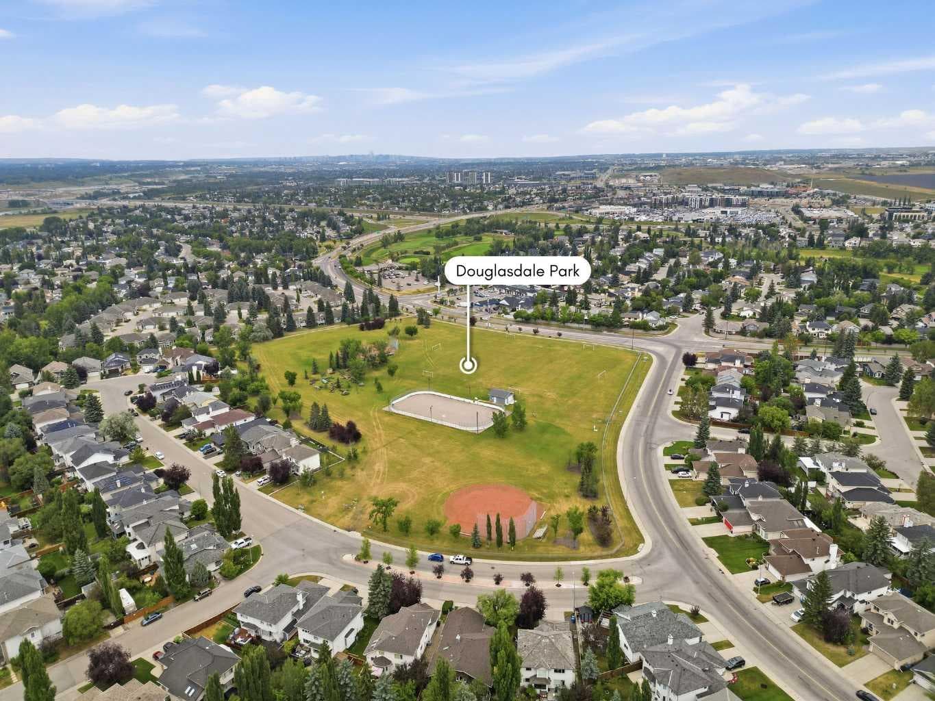 76 Douglas Park Boulevard SE