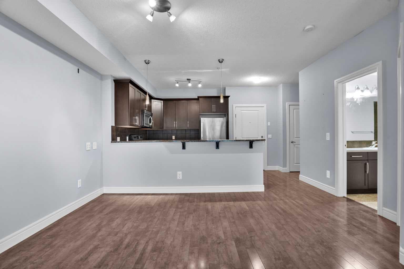 3103, 15 Sunset Square NE