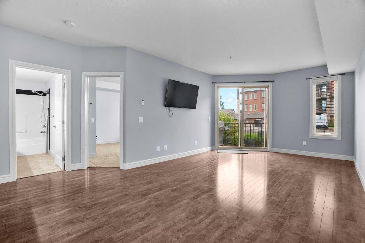 3103, 15 Sunset Square NE