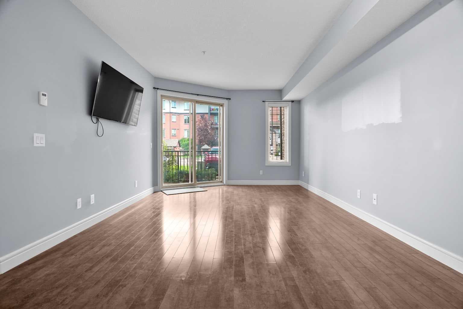 3103, 15 Sunset Square NE