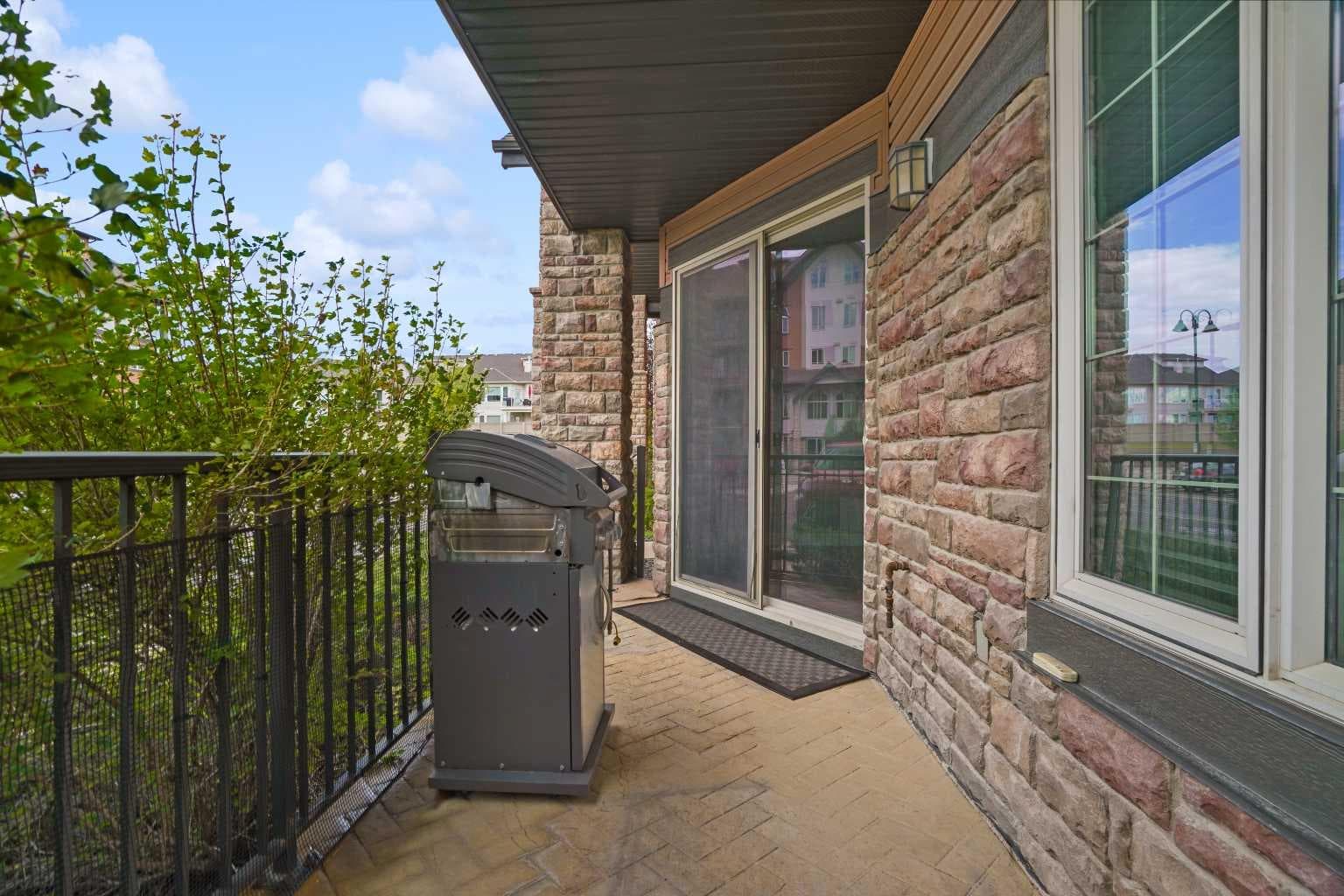 3103, 15 Sunset Square NE