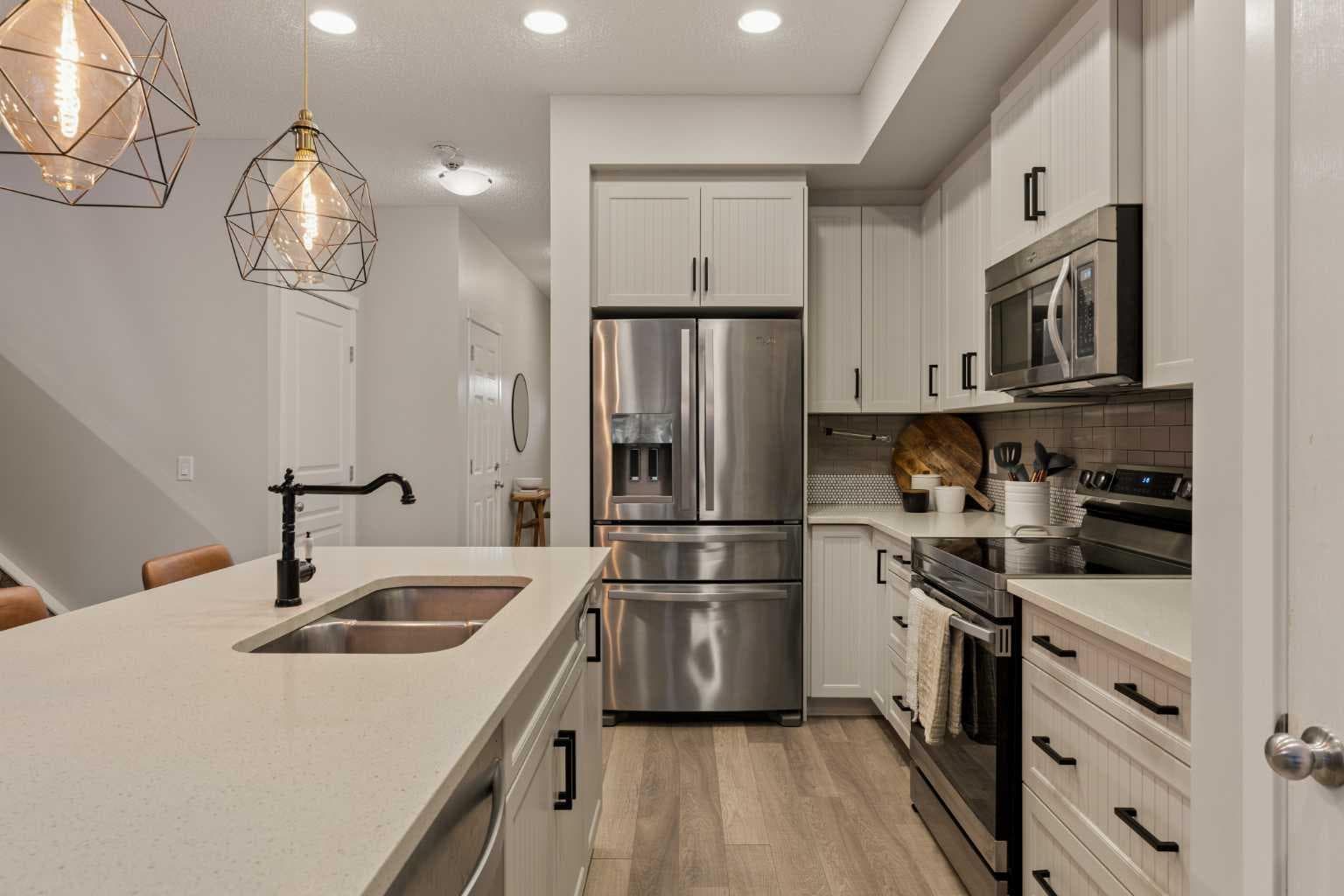 207 Mahogany Grove SE
