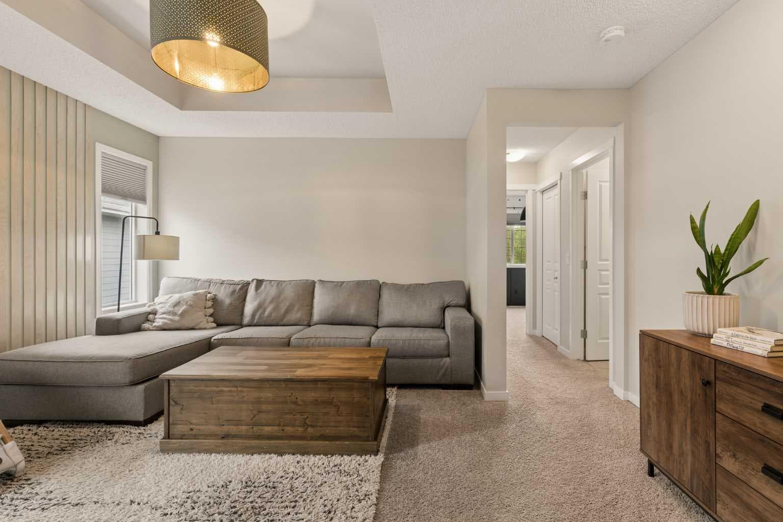 207 Mahogany Grove SE