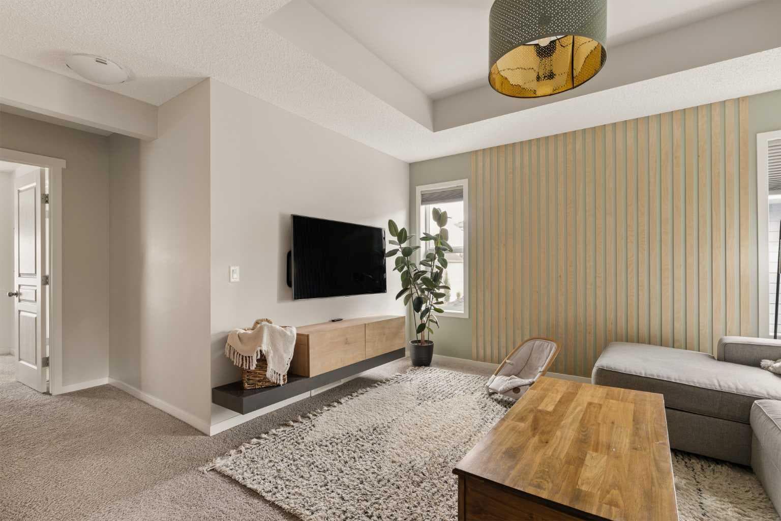 207 Mahogany Grove SE
