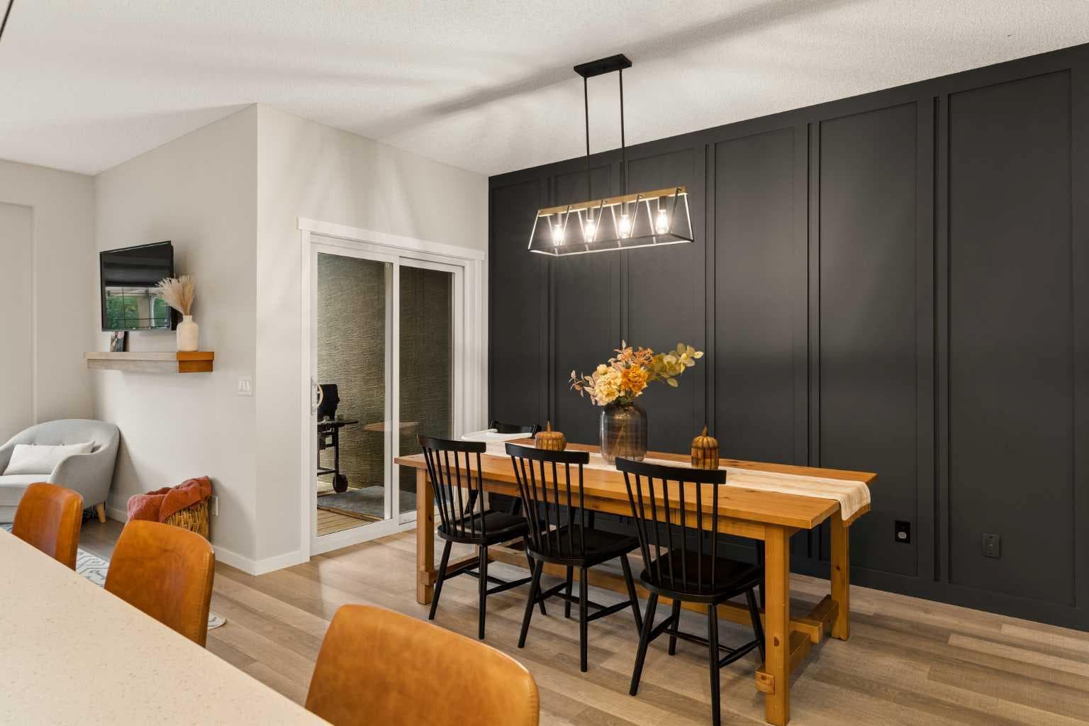 207 Mahogany Grove SE
