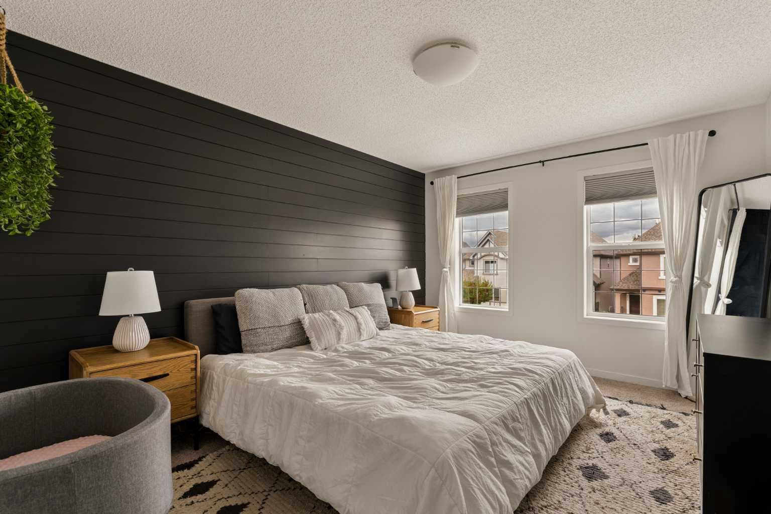 207 Mahogany Grove SE