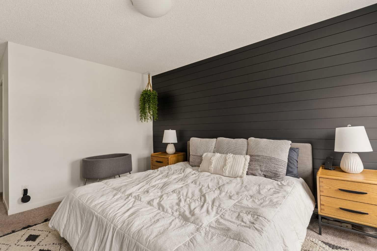 207 Mahogany Grove SE