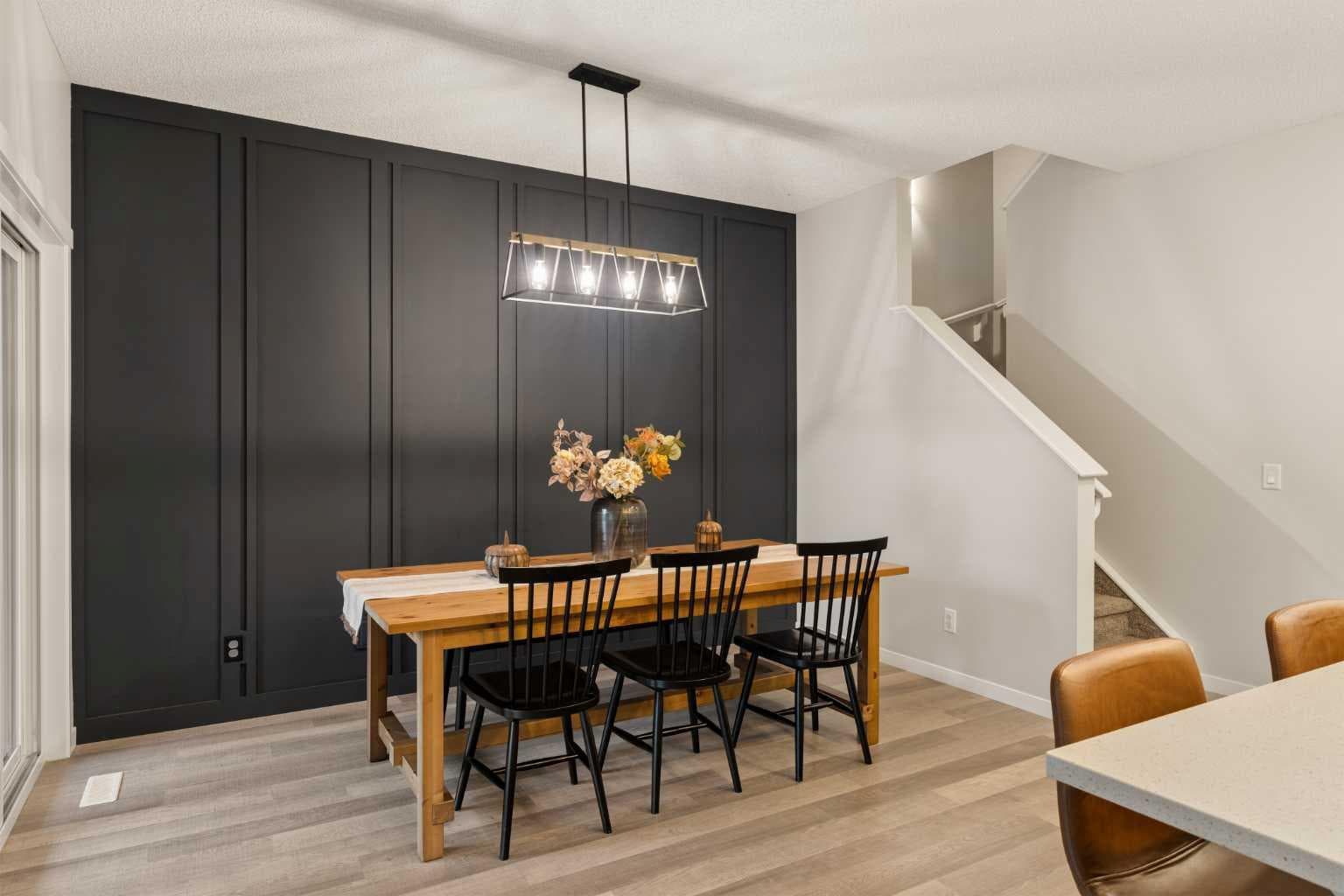 207 Mahogany Grove SE