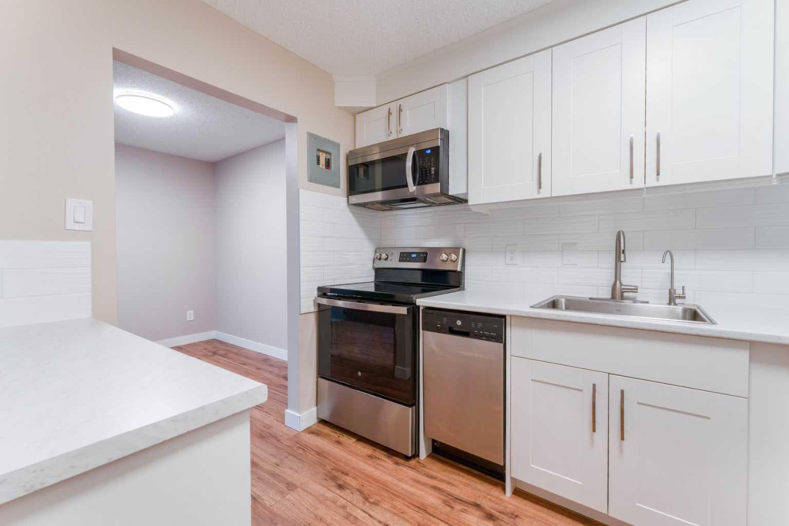 2312, 315 Southampton Drive SW