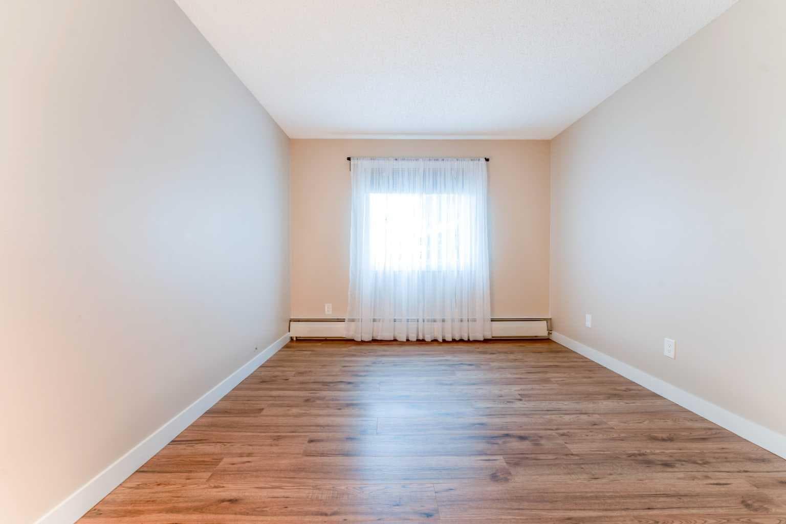 2312, 315 Southampton Drive SW