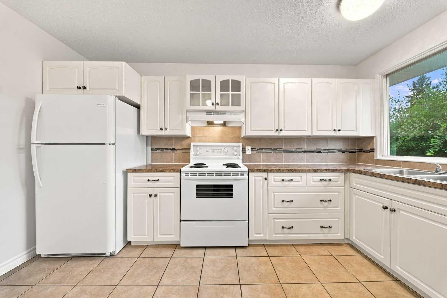 248 Huntcroft Road NE
