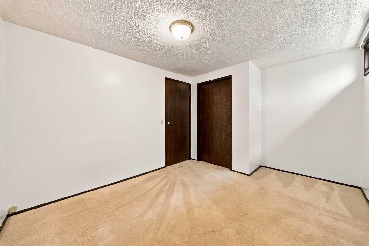 248 Huntcroft Road NE