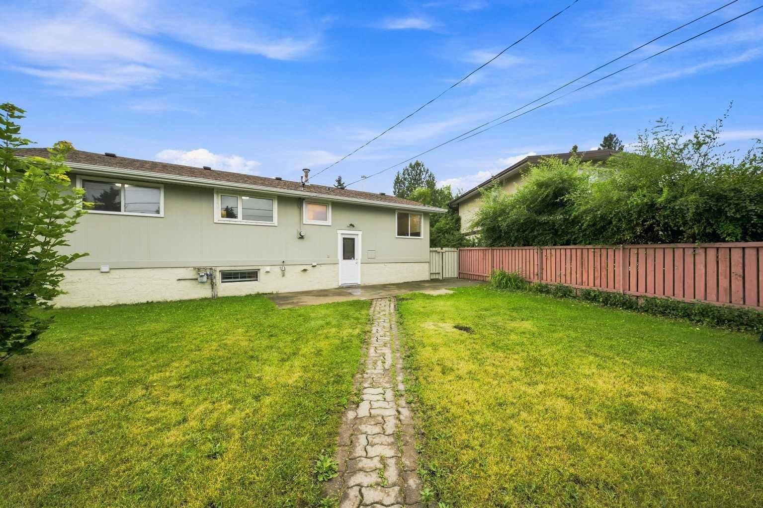 248 Huntcroft Road NE