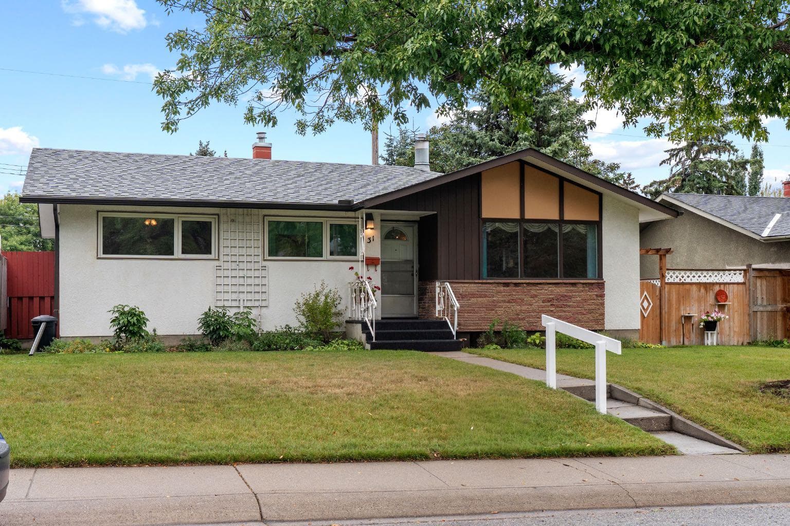 31 Foster Road SE