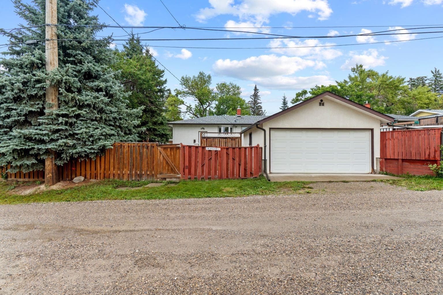 31 Foster Road SE