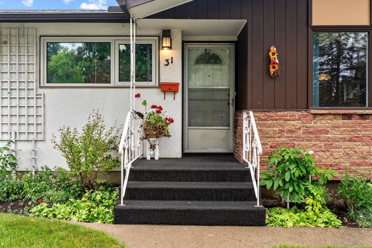 31 Foster Road SE