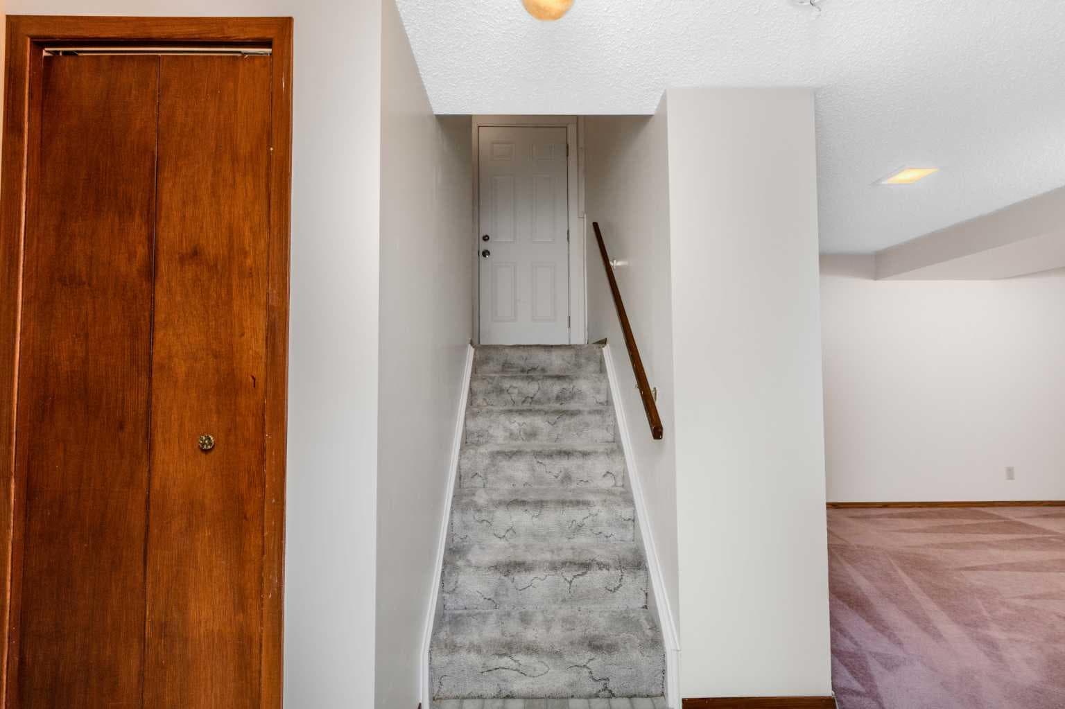 41 Edgeford Way NW