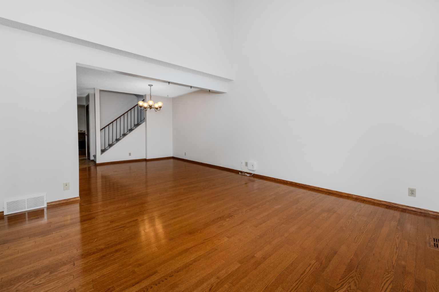 41 Edgeford Way NW