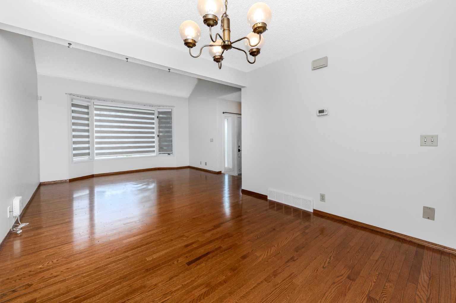 41 Edgeford Way NW